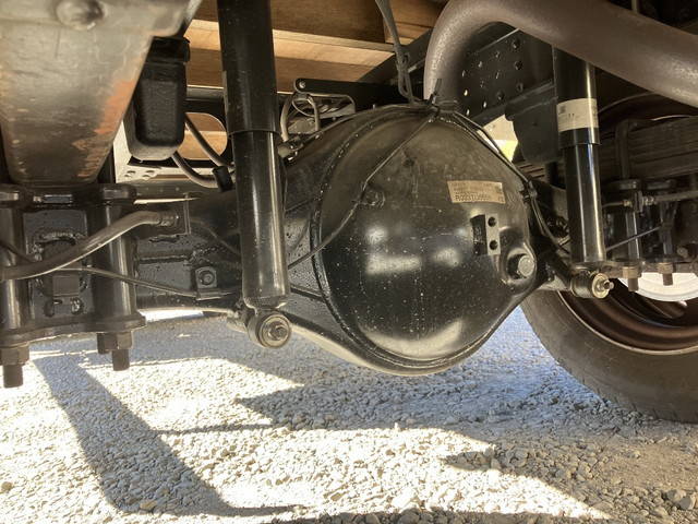 三菱ふそうキャンター平ボディ小型（2t・3t）[写真21]