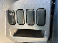 三菱ふそうキャンター平ボディ小型（2t・3t）[写真35]