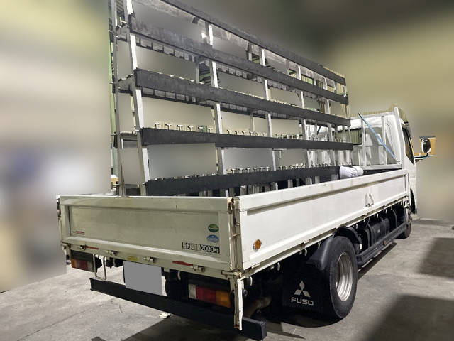 三菱ふそうキャンター平ボディ小型（2t・3t）[写真02]