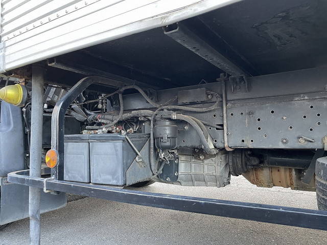 トヨタダイナアルミバン小型（2t・3t）[写真11]