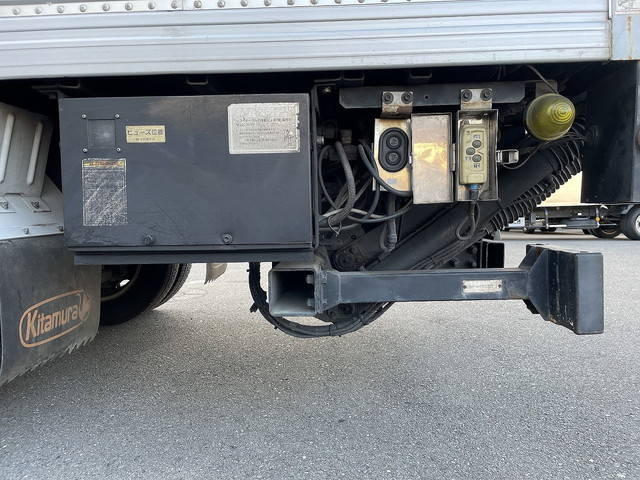 トヨタダイナアルミバン小型（2t・3t）[写真13]