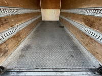 トヨタダイナアルミバン小型（2t・3t）[写真24]