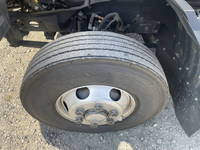 三菱ふそうファイター平ボディ中型（4t）[写真15]