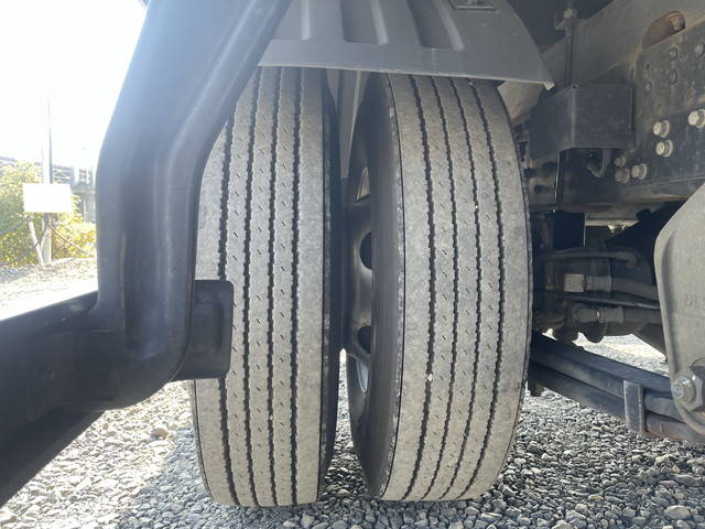 三菱ふそうファイター平ボディ中型（4t）[写真17]