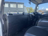 三菱ふそうファイター平ボディ中型（4t）[写真27]