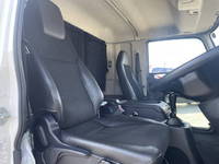 三菱ふそうファイター平ボディ中型（4t）[写真30]