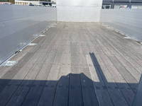 三菱ふそうファイター平ボディ中型（4t）[写真09]