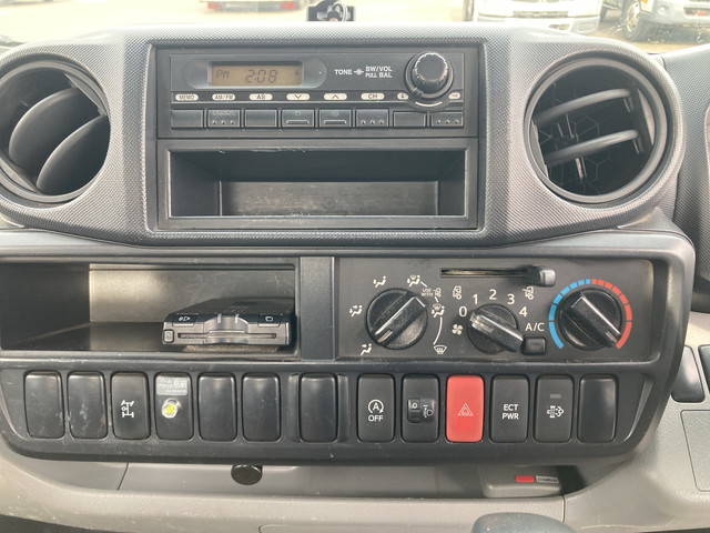 日野デュトロクレーン4段小型（2t・3t）[写真36]