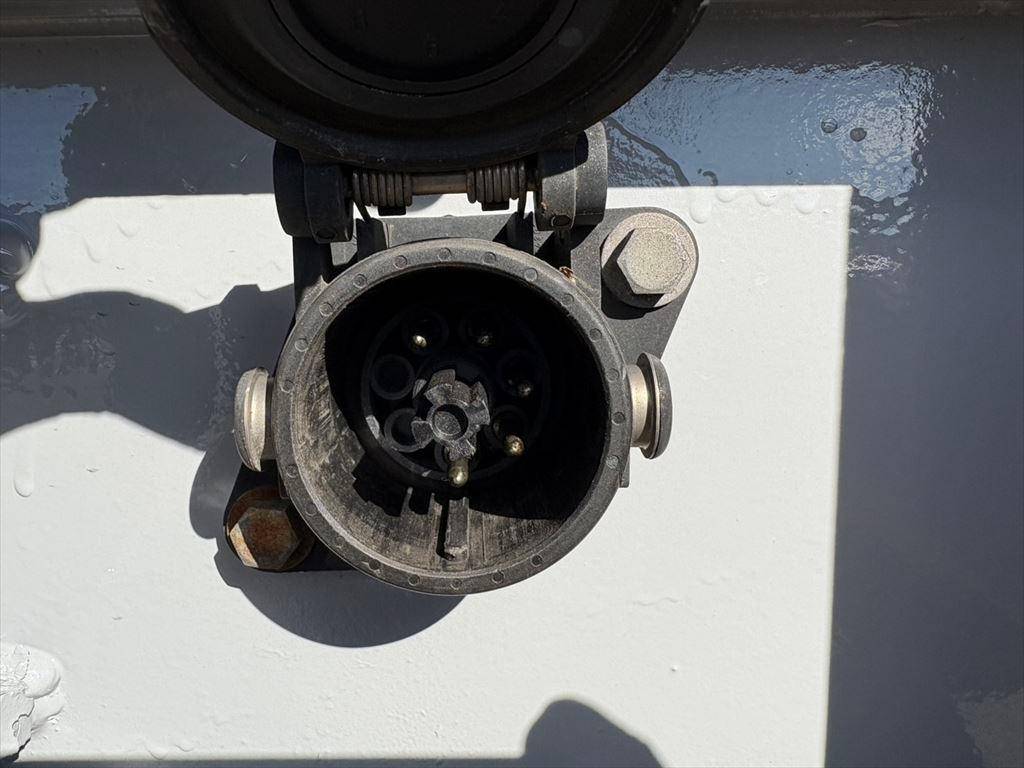 その他のメーカーその他の車種煽付平床式トレーラー大型（10t）[写真14]