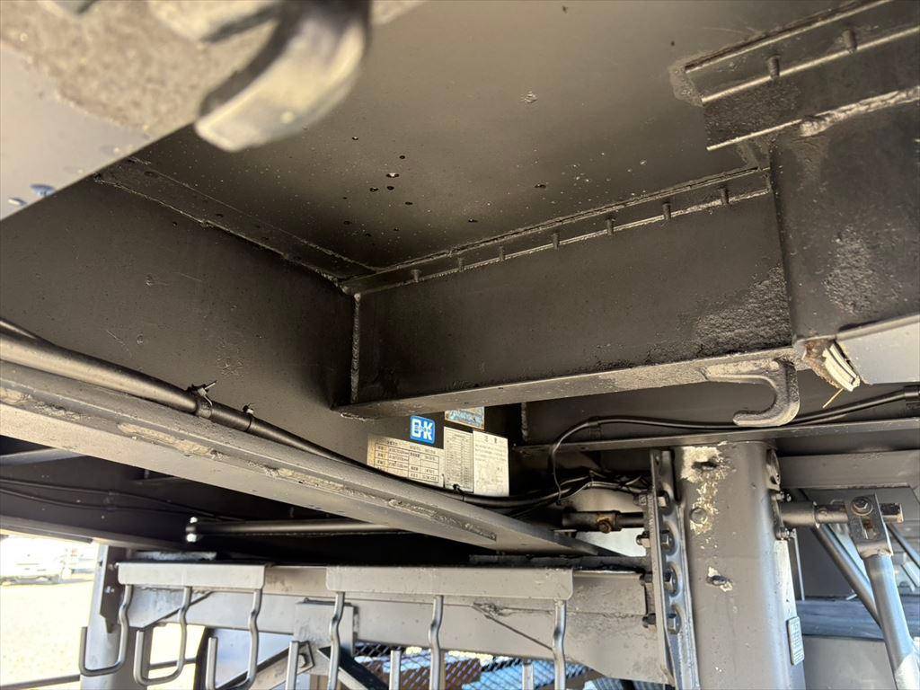 その他のメーカーその他の車種煽付平床式トレーラー大型（10t）[写真17]