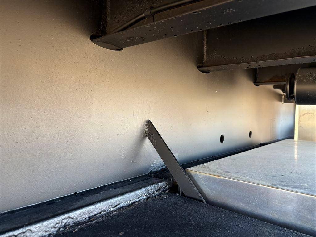 その他のメーカーその他の車種煽付平床式トレーラー大型（10t）[写真18]