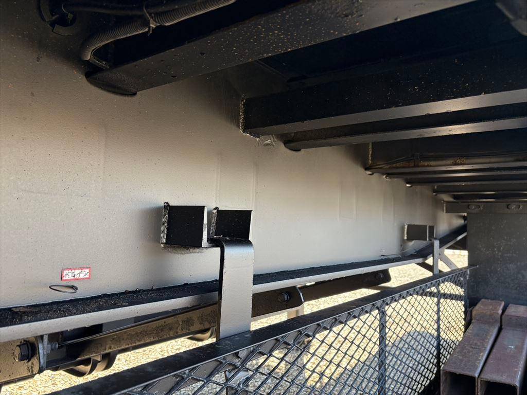 その他のメーカーその他の車種煽付平床式トレーラー大型（10t）[写真19]