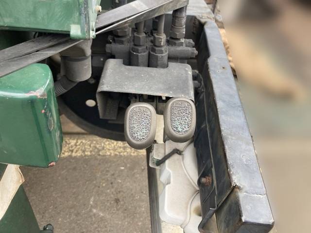 日野デュトロクレーン3段小型（2t・3t）[写真15]