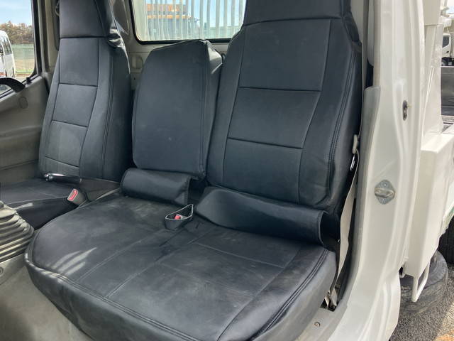 日野デュトロローダーダンプ小型（2t・3t）[写真34]