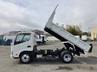 日野デュトロローダーダンプ小型（2t・3t）[写真06]