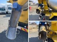 いすゞフォワードミキサー車（コンクリートミキサー）中型（4t）[写真12]