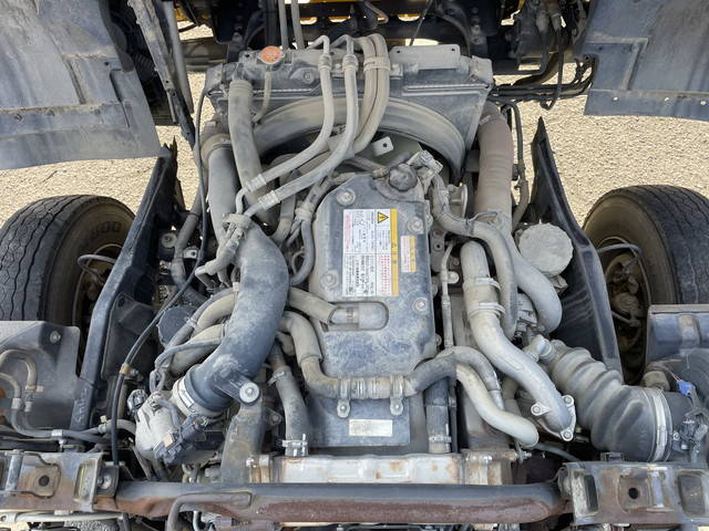 いすゞフォワードミキサー車（コンクリートミキサー）中型（4t）[写真18]