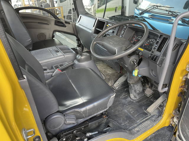 いすゞフォワードミキサー車（コンクリートミキサー）中型（4t）[写真25]