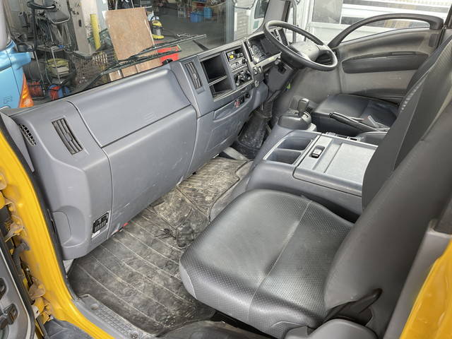 いすゞフォワードミキサー車（コンクリートミキサー）中型（4t）[写真26]