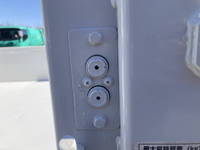 日産アトラス平ボディ小型（2t・3t）[写真17]