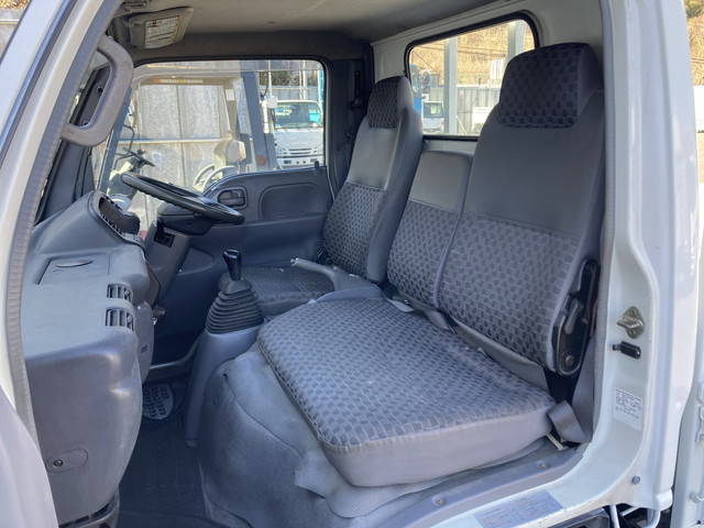 日産アトラス平ボディ小型（2t・3t）[写真30]