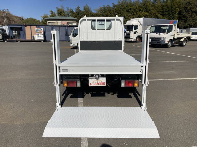 日産アトラス平ボディ小型（2t・3t）[写真09]
