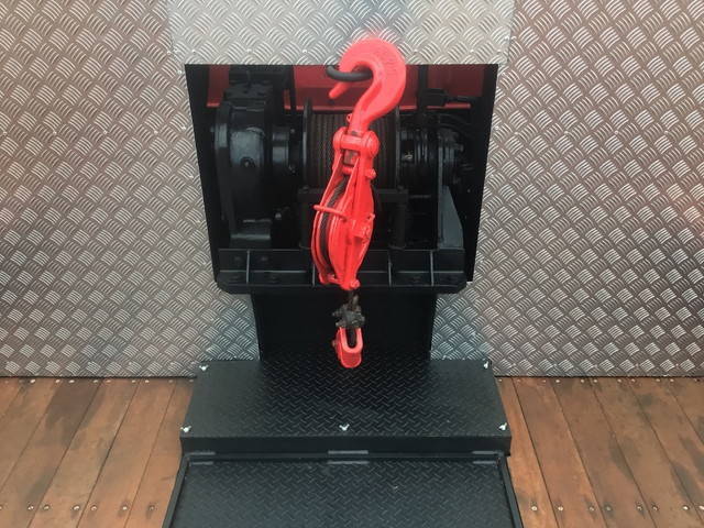 いすゞギガセルフローダー大型（10t）[写真15]