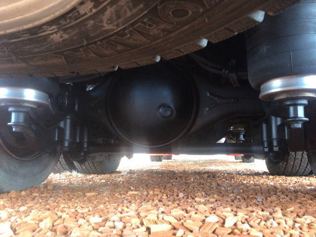 いすゞギガセルフローダー大型（10t）[写真28]