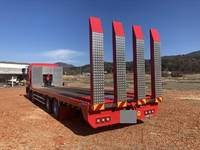 いすゞギガセルフローダー大型（10t）[写真04]