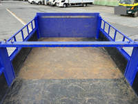 三菱ふそうキャンター平ボディ小型（2t・3t）[写真12]