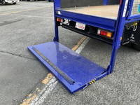 三菱ふそうキャンター平ボディ小型（2t・3t）[写真17]