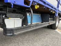 三菱ふそうキャンター平ボディ小型（2t・3t）[写真21]