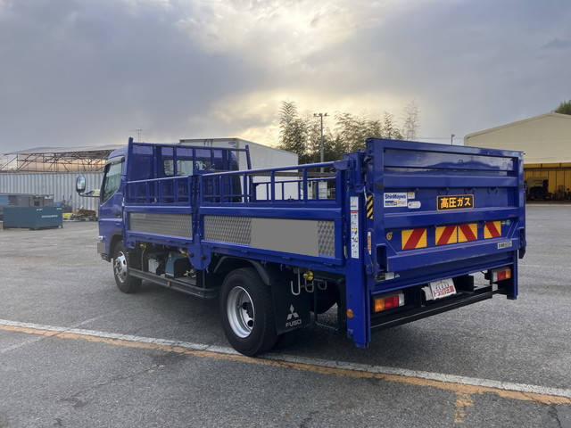 三菱ふそうキャンター平ボディ小型（2t・3t）[写真04]