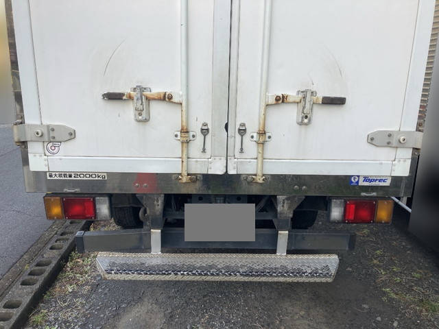 いすゞエルフアルミバン小型（2t・3t）[写真06]