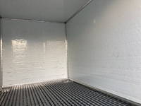 いすゞエルフアルミバン小型（2t・3t）[写真07]