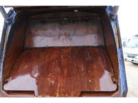 いすゞエルフパッカー車（塵芥車）小型（2t・3t）[写真17]