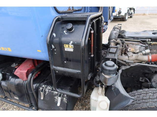 いすゞエルフパッカー車（塵芥車）小型（2t・3t）[写真22]