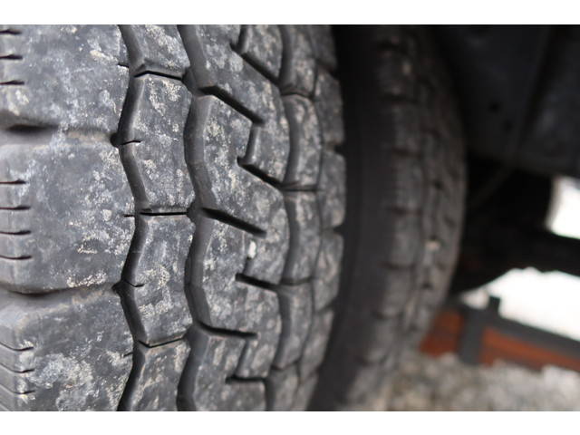 いすゞエルフパッカー車（塵芥車）小型（2t・3t）[写真24]