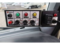 いすゞエルフパッカー車（塵芥車）小型（2t・3t）[写真38]