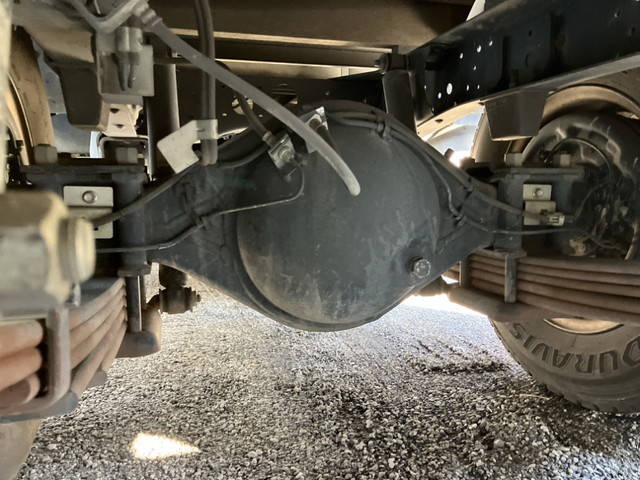 いすゞエルフダブルキャブ（Wキャブ）小型（2t・3t）[写真18]