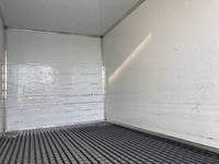 三菱ふそうキャンターアルミバン小型（2t・3t）[写真11]