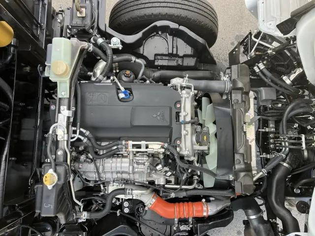 三菱ふそうキャンターコンテナ専用車小型（2t・3t）[写真15]