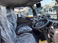 三菱ふそうキャンターコンテナ専用車小型（2t・3t）[写真23]