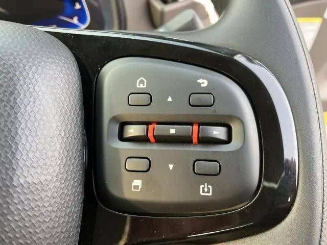 三菱ふそうキャンターコンテナ専用車小型（2t・3t）[写真24]