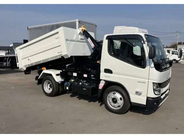 三菱ふそうキャンターコンテナ専用車小型（2t・3t）[写真03]