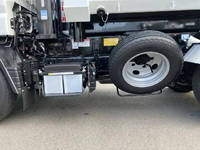 三菱ふそうキャンターコンテナ専用車小型（2t・3t）[写真37]