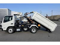 三菱ふそうキャンターコンテナ専用車小型（2t・3t）[写真06]