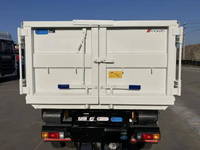 三菱ふそうキャンターコンテナ専用車小型（2t・3t）[写真09]