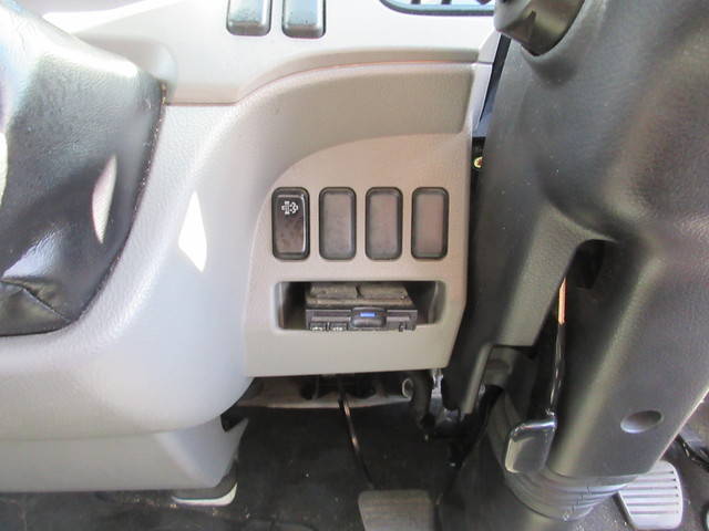 三菱ふそうキャンターアルミバン小型（2t・3t）[写真14]