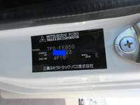 三菱ふそうキャンターアルミバン小型（2t・3t）[写真18]